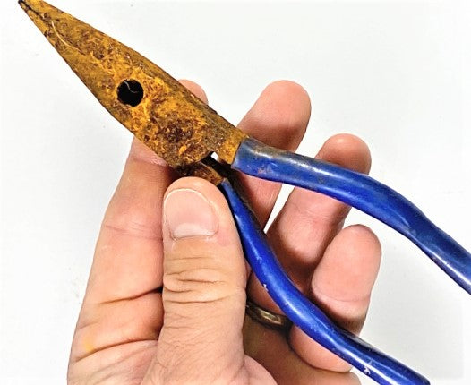 BEWARE OF CHEAP FISHING PLIERS - Good Fishing Pliers Features