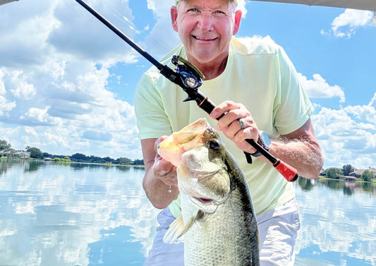 BFS vs baitcaster reels for bass fishing comparison
