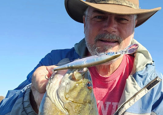 Jerkbait fishing for bass in freshwater lakes