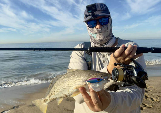 Saltwater rod and reel combo for surf fishing