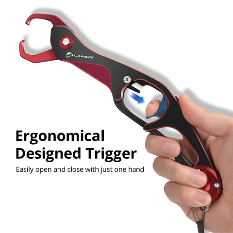 Calamus Fishing Pliers with Fish Lip Gripper
